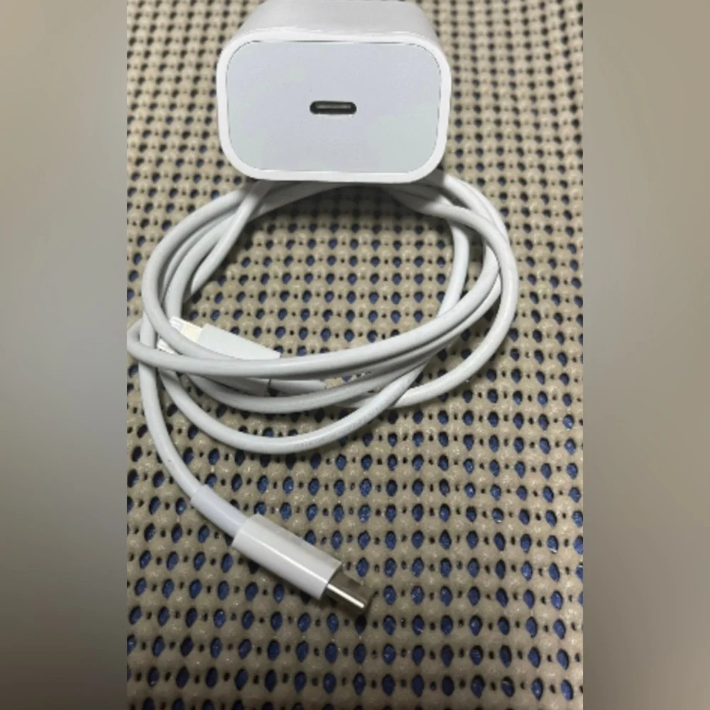 Apple iPhone Charger Block Lightly Used